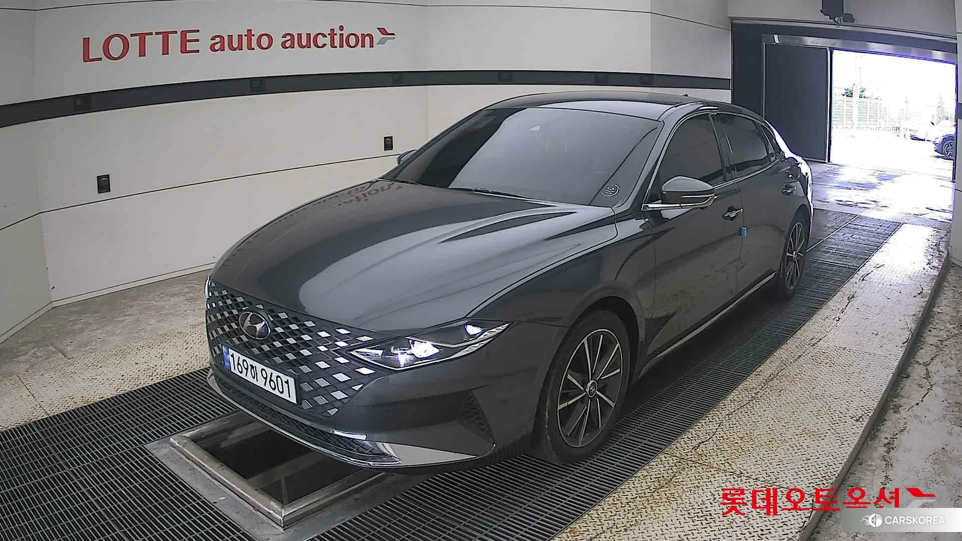 Hyundai Grandeur 2022 Nocturne Grey Metallic из Кореи, фото 5
