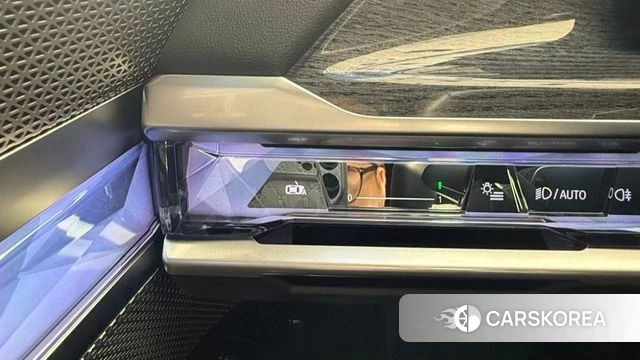 BMW 7 Series (G70) 2024 Черный из Кореи, фото 5