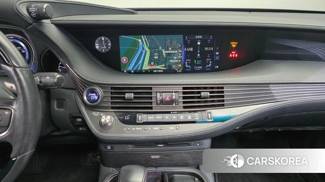 Lexus LS500h 5th generation 2019 Серый из Кореи, фото 5