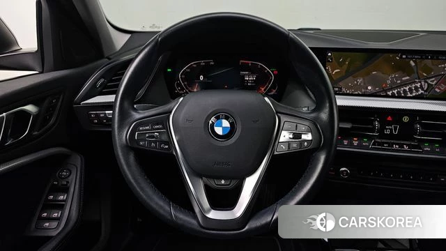 BMW 1 Series (F40) 2022 Черный из Кореи, фото 5