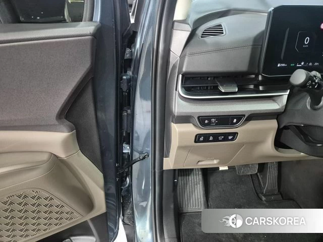 Kia The New Carnival 4th Generation 2024 Цвет галактики из Кореи, фото 5