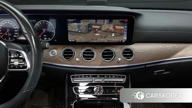 Mercedes-Benz E-Class W213 2019 Белый из Кореи, фото 5