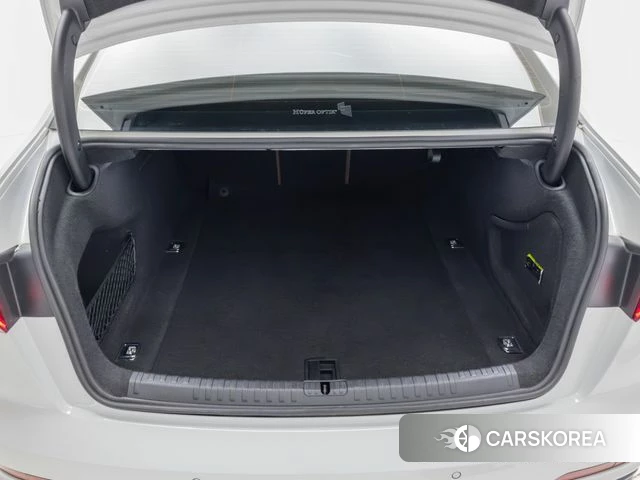 Audi A6 (C8) 2021 Белый из Кореи, фото 5