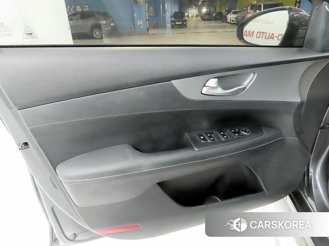 Kia Come New K3 2019 Серый из Кореи, фото 5
