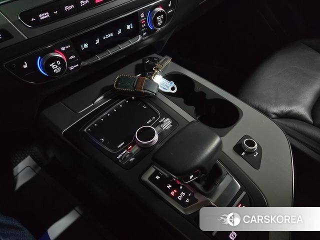 Audi Q7 (4M) 2019 Черный из Кореи, фото 5