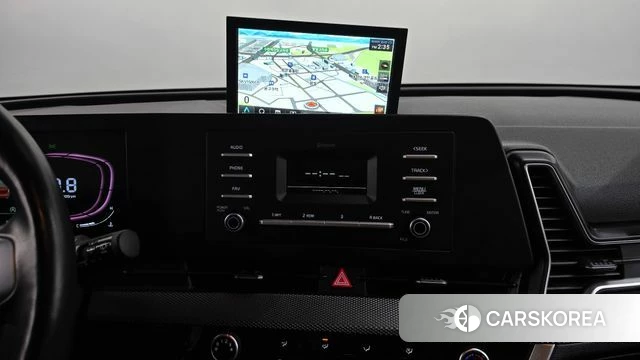 Kia Sportage 5th Generation 2022 Белый из Кореи, фото 5