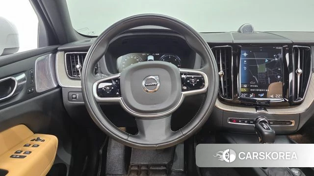Volvo XC60 second Generation 2020 Белый из Кореи, фото 5