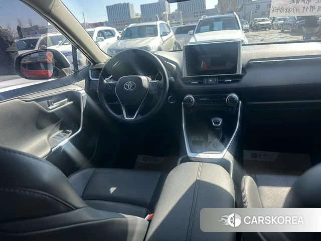 Toyota Wildlander 2023 Белый из Китая, фото 5