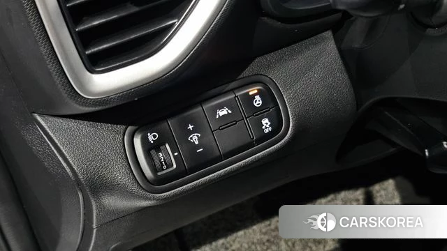 Hyundai Venue 2021 Белый из Кореи, фото 5