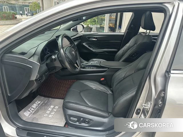Toyota Avalon 2021 Серебристо-серый из Китая, фото 5