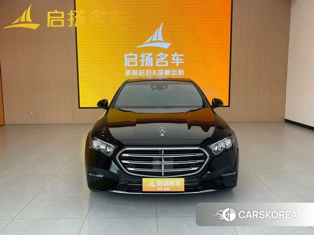 Mercedes-Benz E-Class 2025 Черный из Китая, фото 5