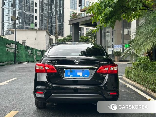 Nissan Sylphy 2021 Черный из Китая, фото 5