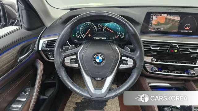 BMW 5 Series (G30) 2019 Серый из Кореи, фото 5