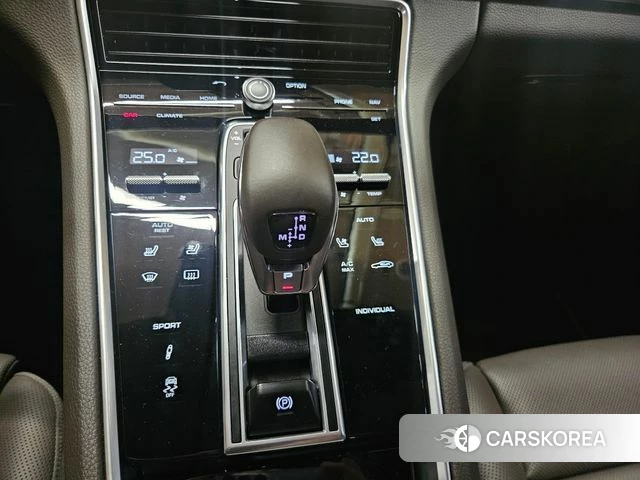 Porsche Panamera (971) 2018 Коричневый из Кореи, фото 5