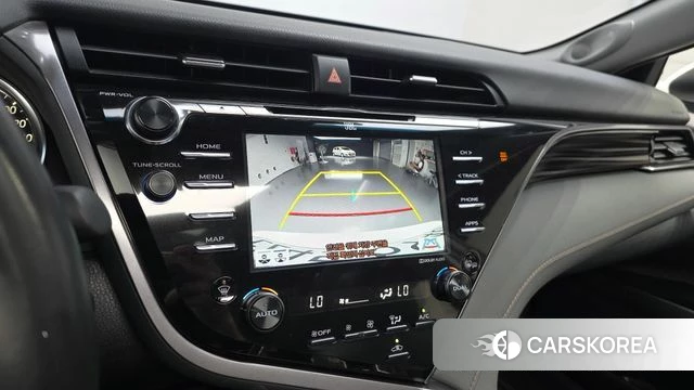 Toyota Camry (XV70) 2019 Белый из Кореи, фото 5