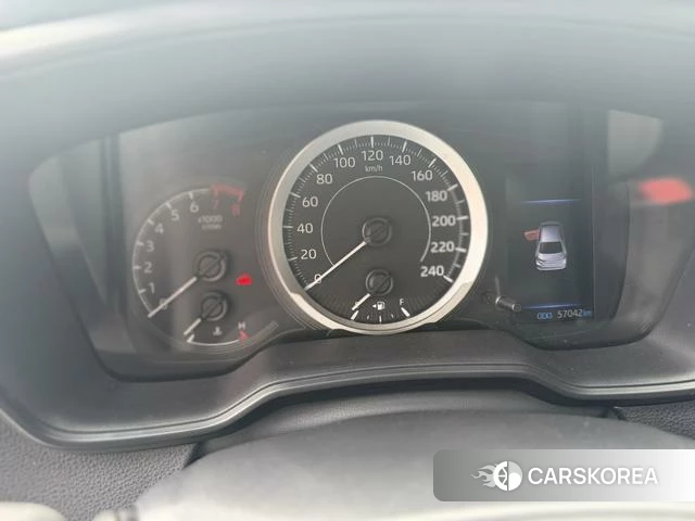 Toyota Allion 2022 Белый из Китая, фото 5