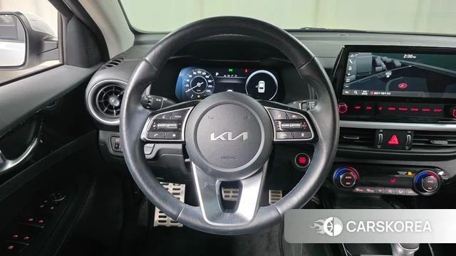 Kia The New K3 2nd generation 2024 Белый из Кореи, фото 5