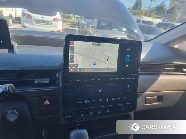 Hyundai Staria 2023 Серебристо-серый из Кореи, фото 5