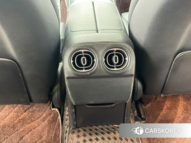 Mercedes-Benz C-class 2023 Белый из Китая, фото 5