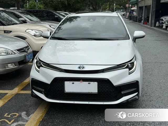 Toyota Levin 2021 Белый из Китая, фото 5