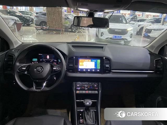 Skoda Karoq 2021 Белый из Китая, фото 5