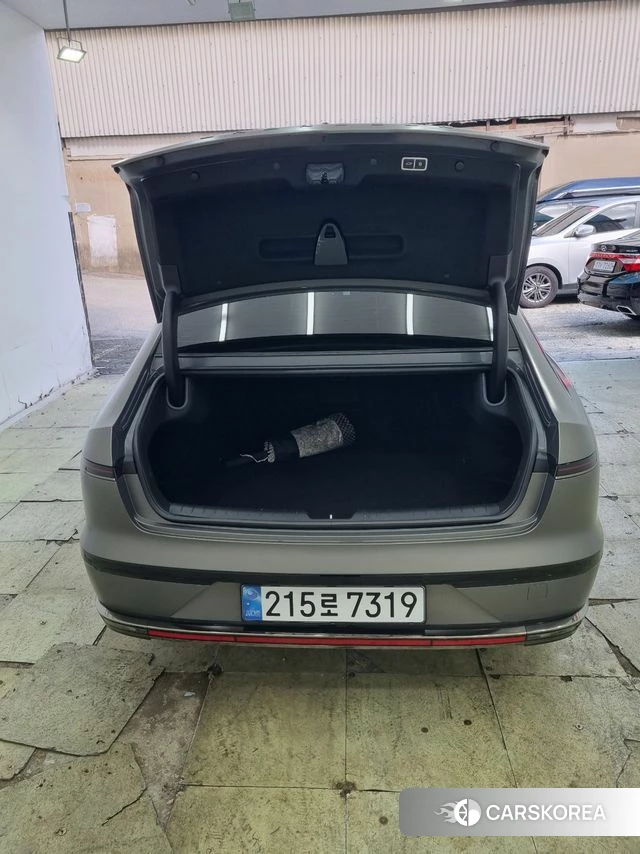 Hyundai Grandeur (GN7) 2023 Серый из Кореи, фото 5