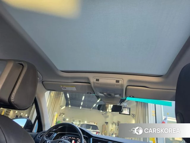 Volkswagen Tiguan second Generation 2018 Серый из Кореи, фото 5