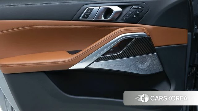 BMW X6 (G06) 2025 Серебристо-серый из Кореи, фото 5