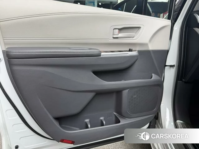 Toyota Sienna 2024 Белый из Китая, фото 5