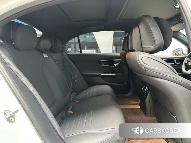 Mercedes-Benz C-class 2023 Белый из Китая, фото 5