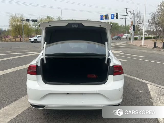 Volkswagen Lamando 2021 Белый из Китая, фото 5