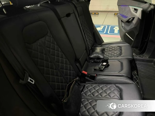 Audi Q8 (4M) 2020 Черный из Кореи, фото 5