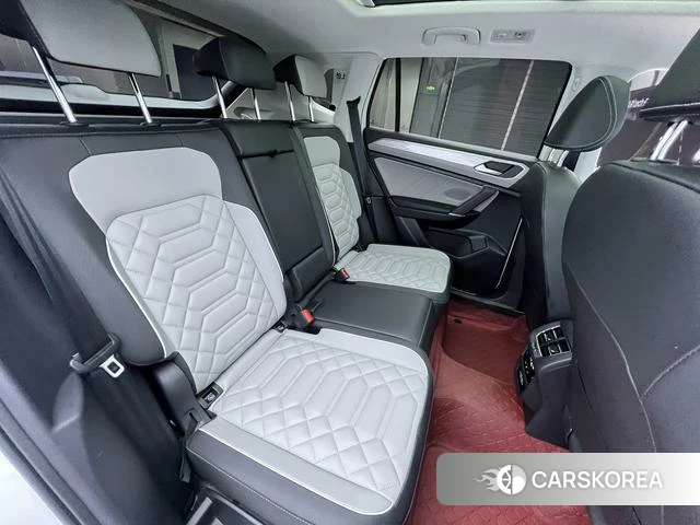 Volkswagen Tayron 2024 Белый из Китая, фото 5