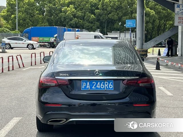 Mercedes-Benz E-Class 2021 Черный из Китая, фото 5
