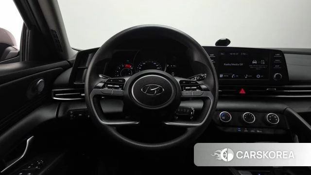 Hyundai Avante (CN7) 2022 Серебристо-серый из Кореи, фото 5