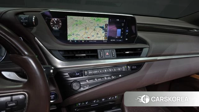 Lexus ES300h 7th generation 2020 Песочный из Кореи, фото 5