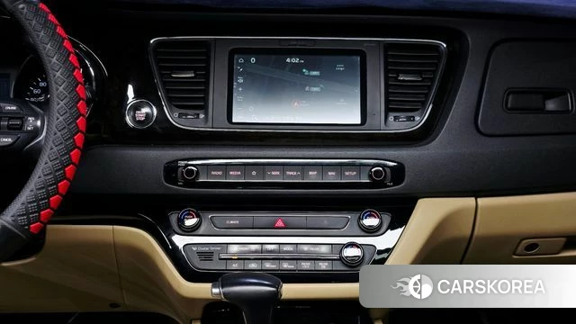 Kia The New Carnival 2018 Черный из Кореи, фото 5