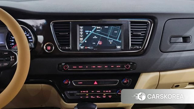 Kia The New Carnival 2019 Белый из Кореи, фото 5