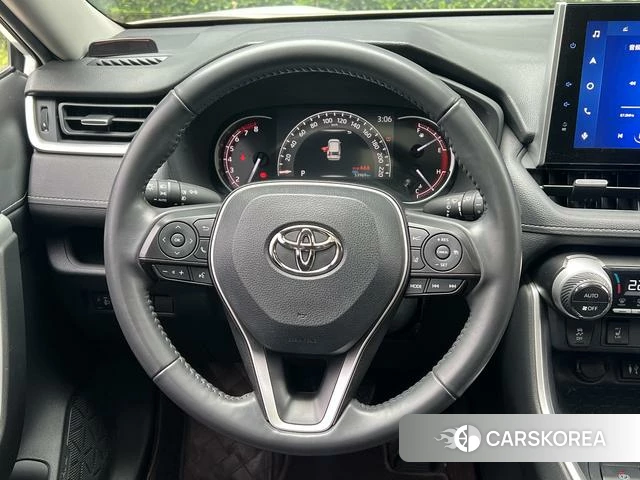 Toyota RAV4 2021 Белый из Китая, фото 5