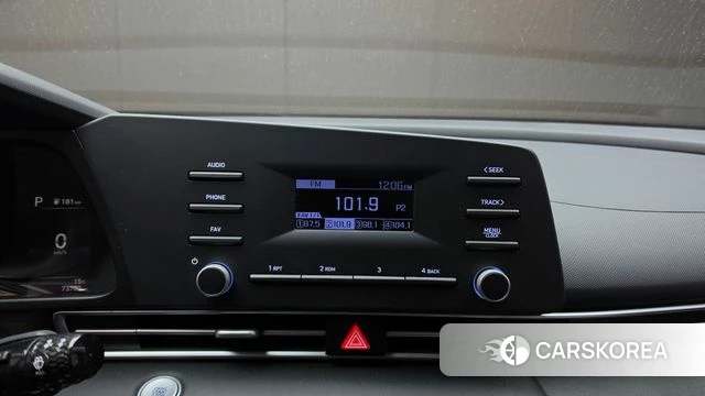 Hyundai Avante (CN7) 2020 Серебристо-серый из Кореи, фото 5
