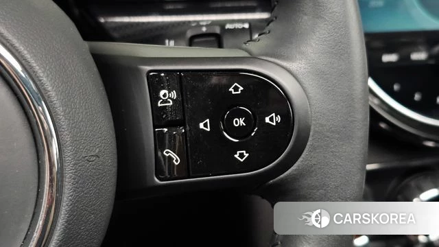 Mini Cooper Clubman 2023 Белый из Кореи, фото 5