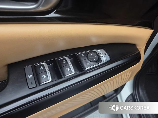 Kia Carnival 4th generation 2023 Белый из Кореи, фото 5