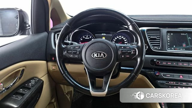 Kia The New Carnival 2018 Черный из Кореи, фото 5