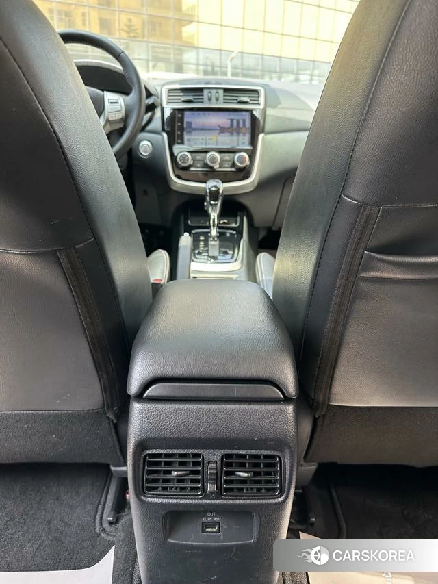 Nissan Tiida 2021 Красный из Китая, фото 5