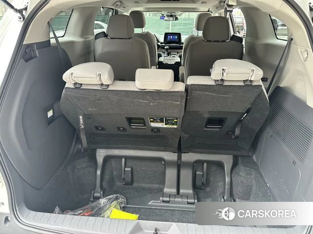 Toyota Sienna 2023 Белый из Китая, фото 5