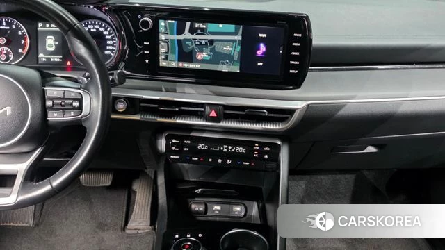 Kia K5 3rd generation 2022 Белый из Кореи, фото 5