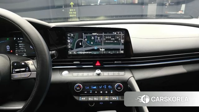 Hyundai The New Avante (CN7) 2025 Светло-серебряный цвет из Кореи, фото 5
