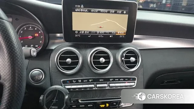 Mercedes-Benz GLC-Class X253 2019 Белый из Кореи, фото 5