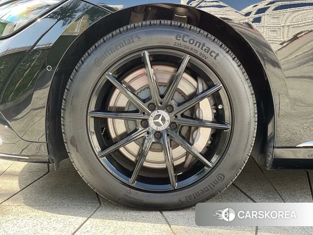 Mercedes-Benz EQE 2024 Черный из Китая, фото 5