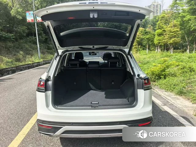 Volkswagen Tayron 2023 Белый из Китая, фото 5